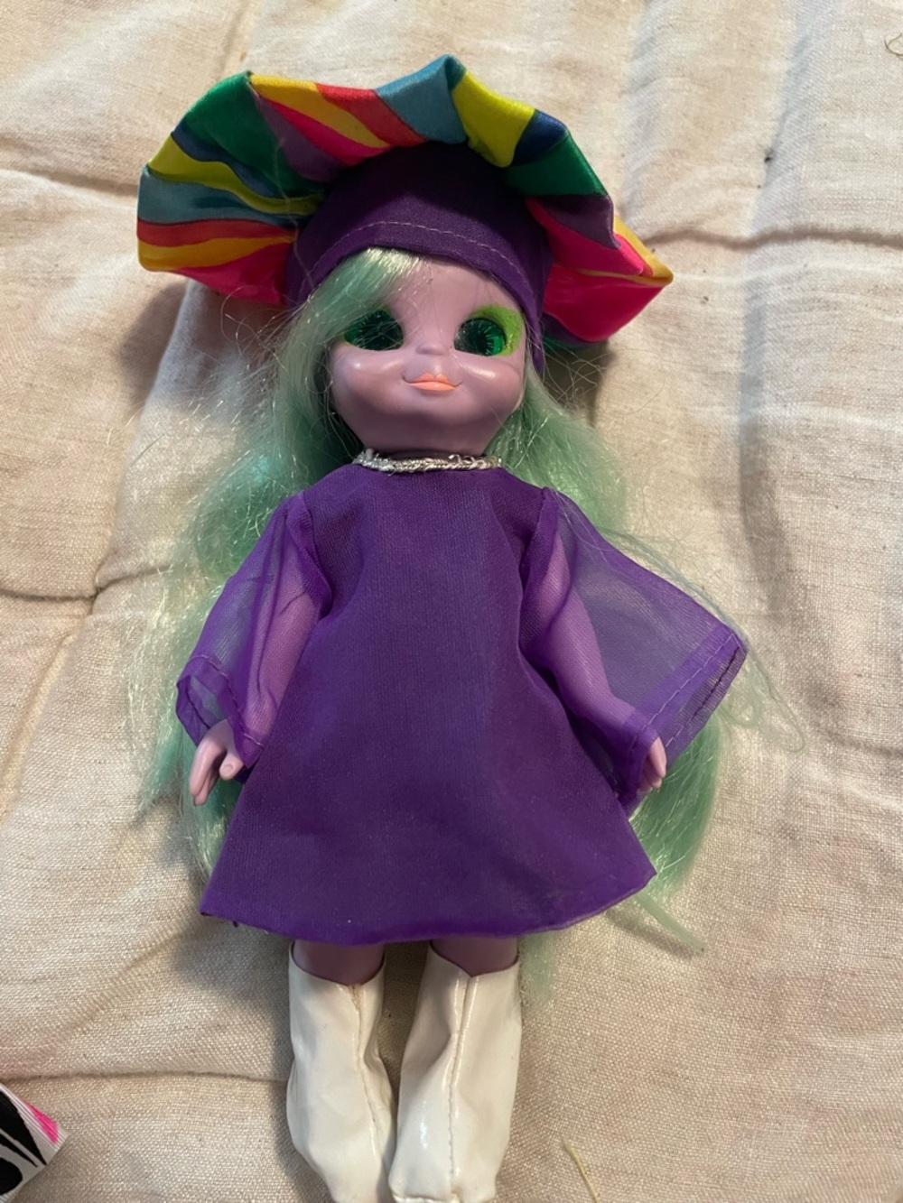 Vintage 1972 Emerald the Enchanted With Doll and clothing lot - Picture 10 of 16